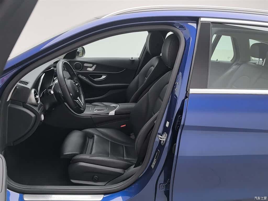 Mercedes-Benz C-Class, 2019 10