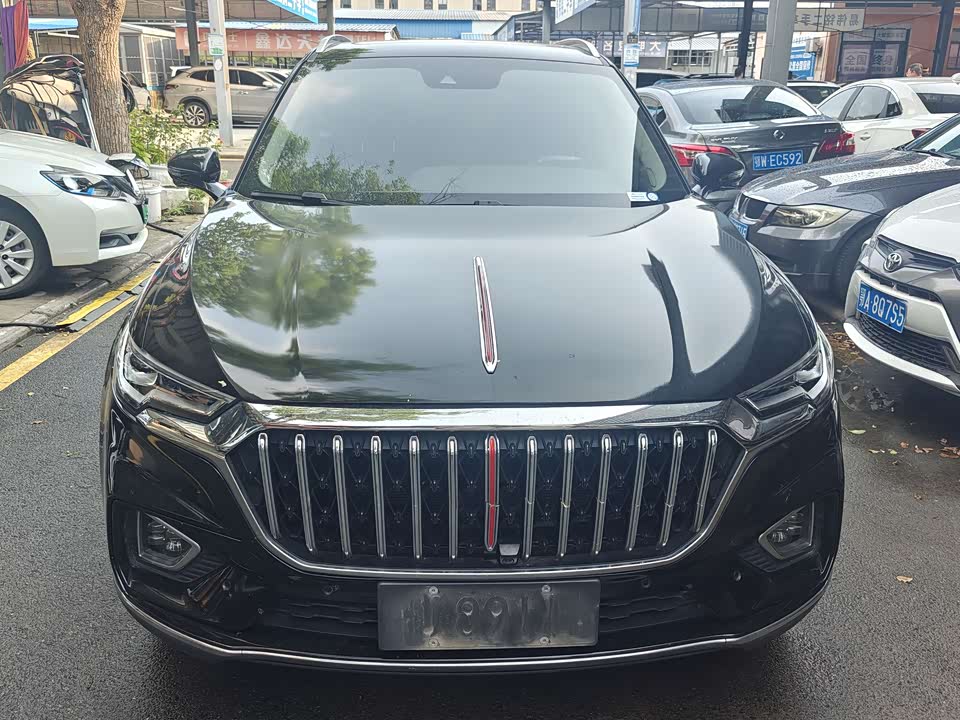 Hongqi HS5