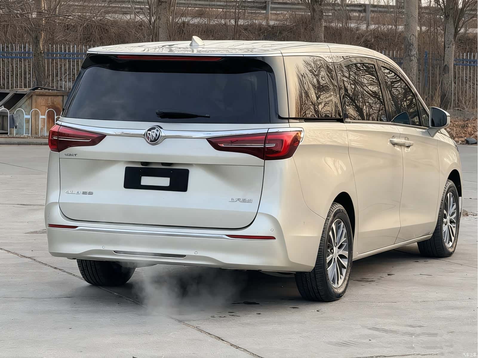 Buick GL8, 2022 4