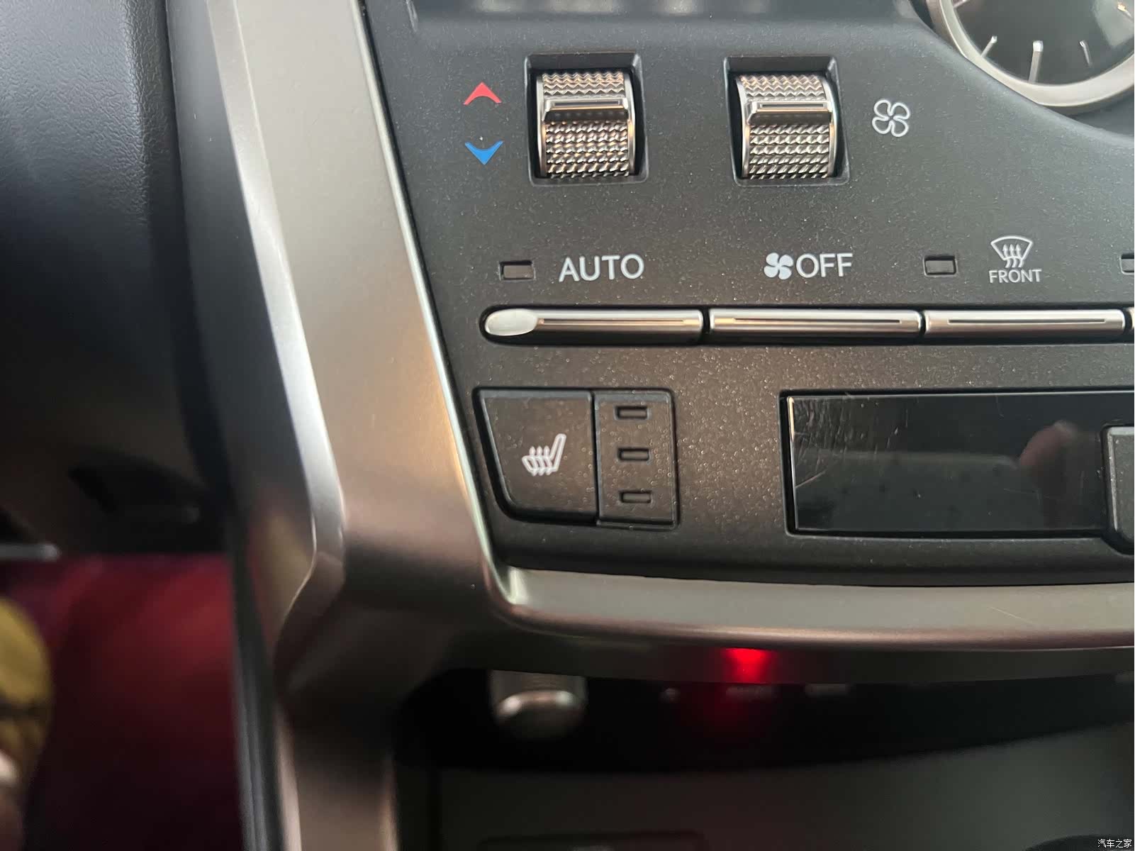 Lexus NX, 2021 19