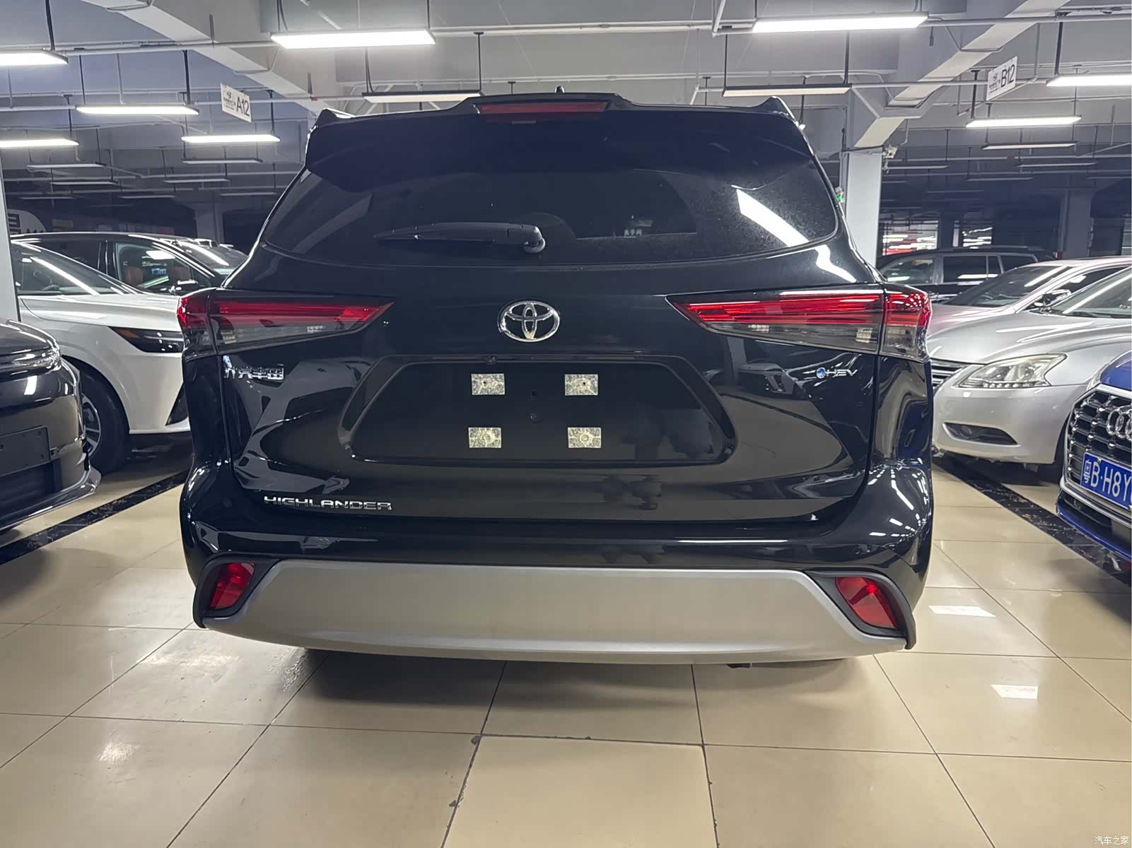 Toyota Highlander, 2026 4
