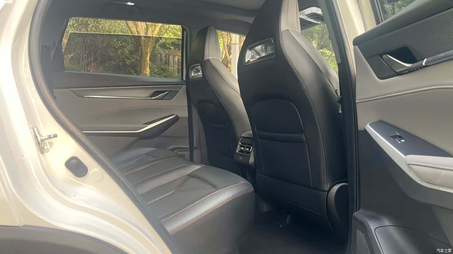 Changan CS75, 2023 все фото