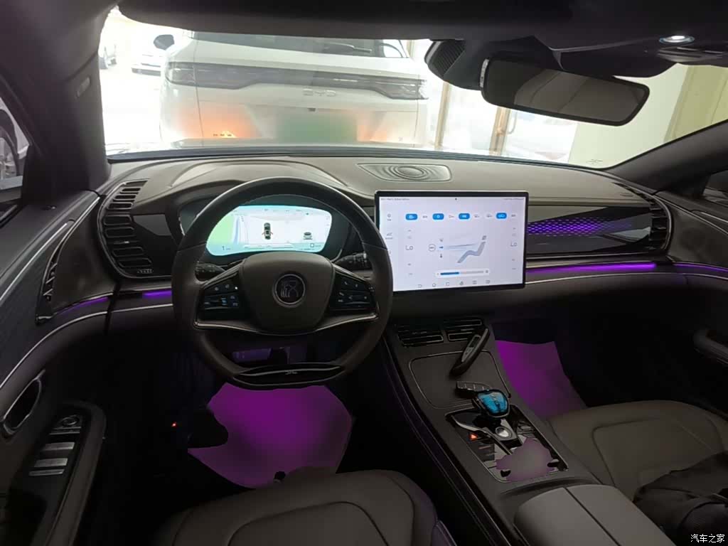 BYD Han, 2022 11