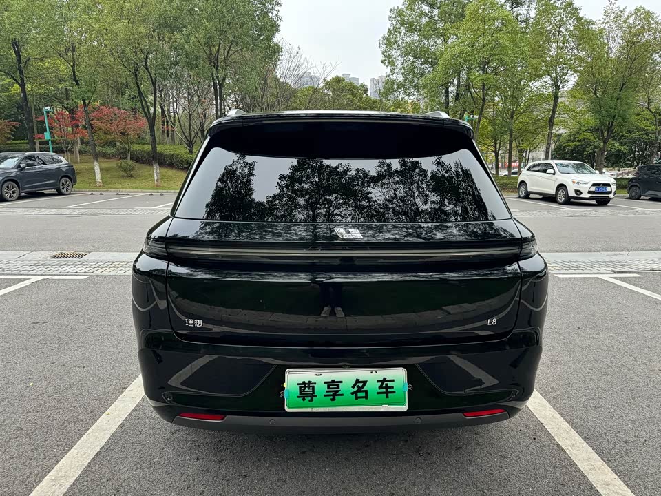 Li Auto Ideal L8