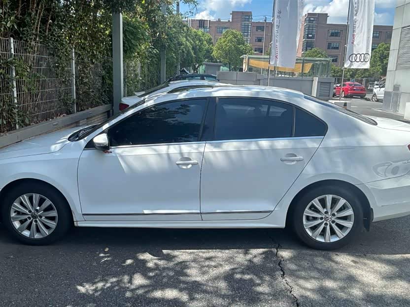 Volkswagen Sagitar Volkswagen Sagitar