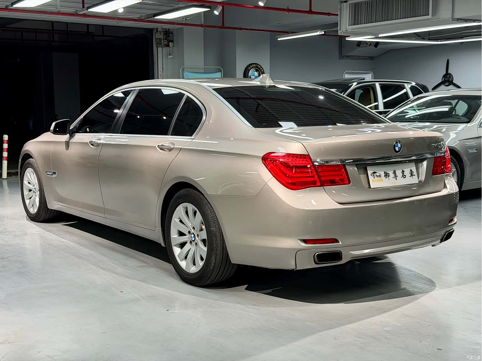 BMW 7 Series, 2012 все фото