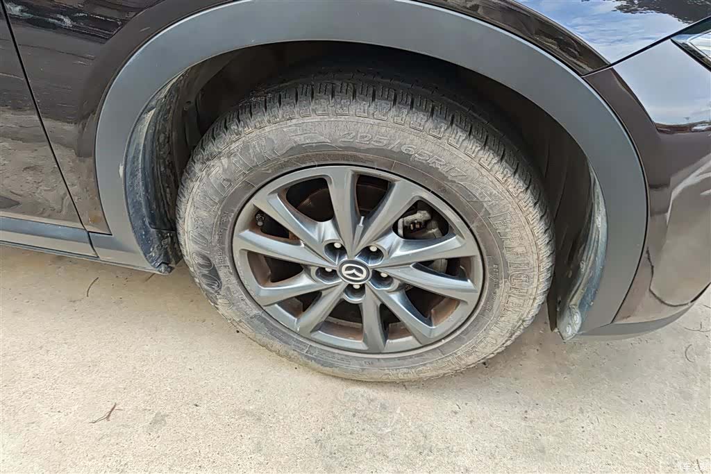 Mazda CX-4, 2021 все фото