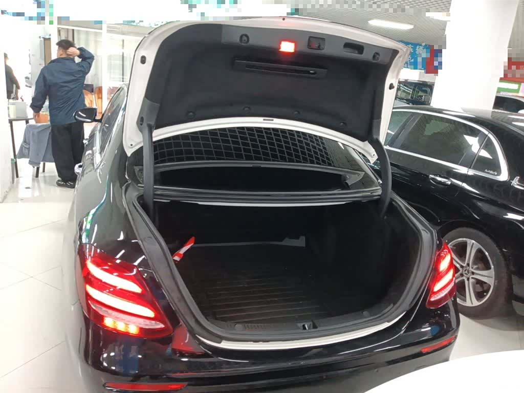 Mercedes-Benz E-Class, 2019 15