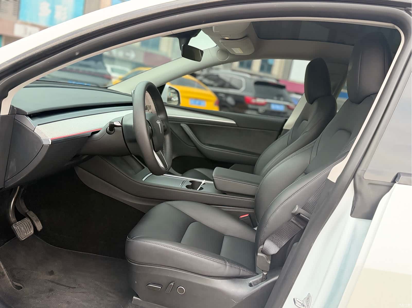 Tesla Model Y, 2024 8