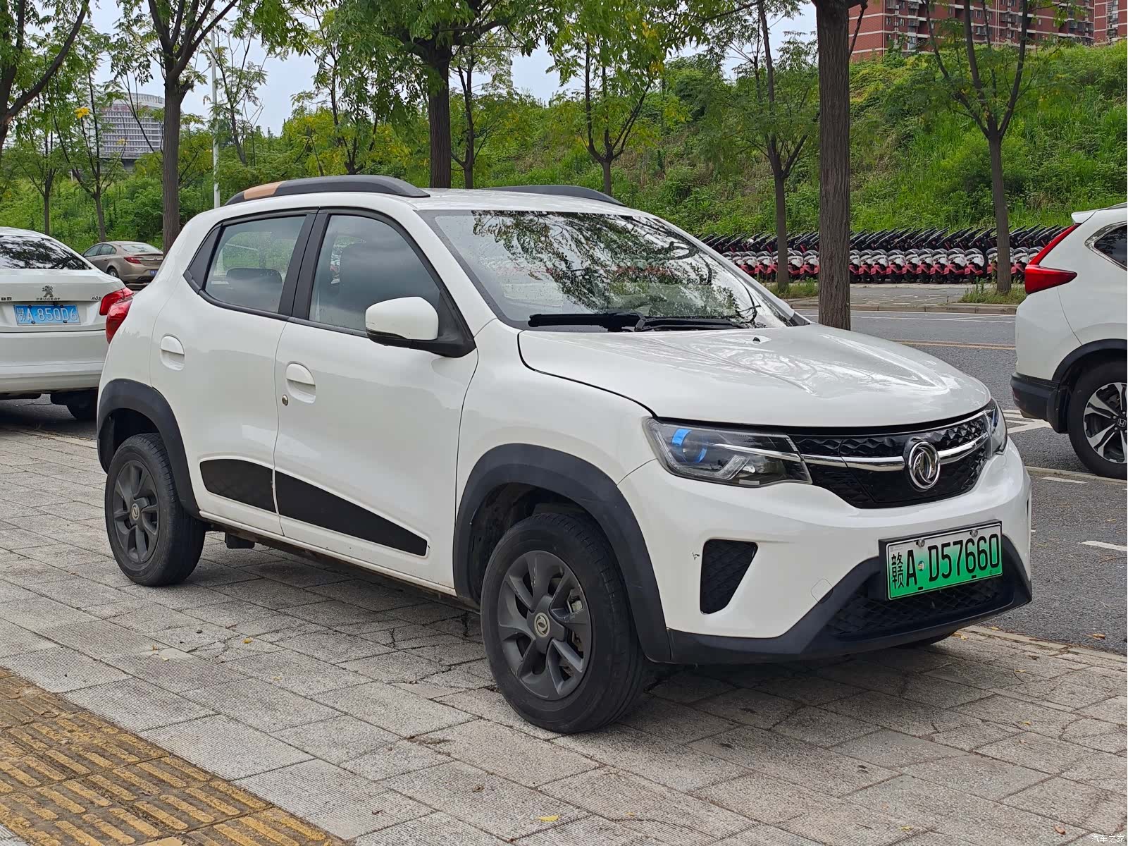 DongFeng EX1, 2022 3
