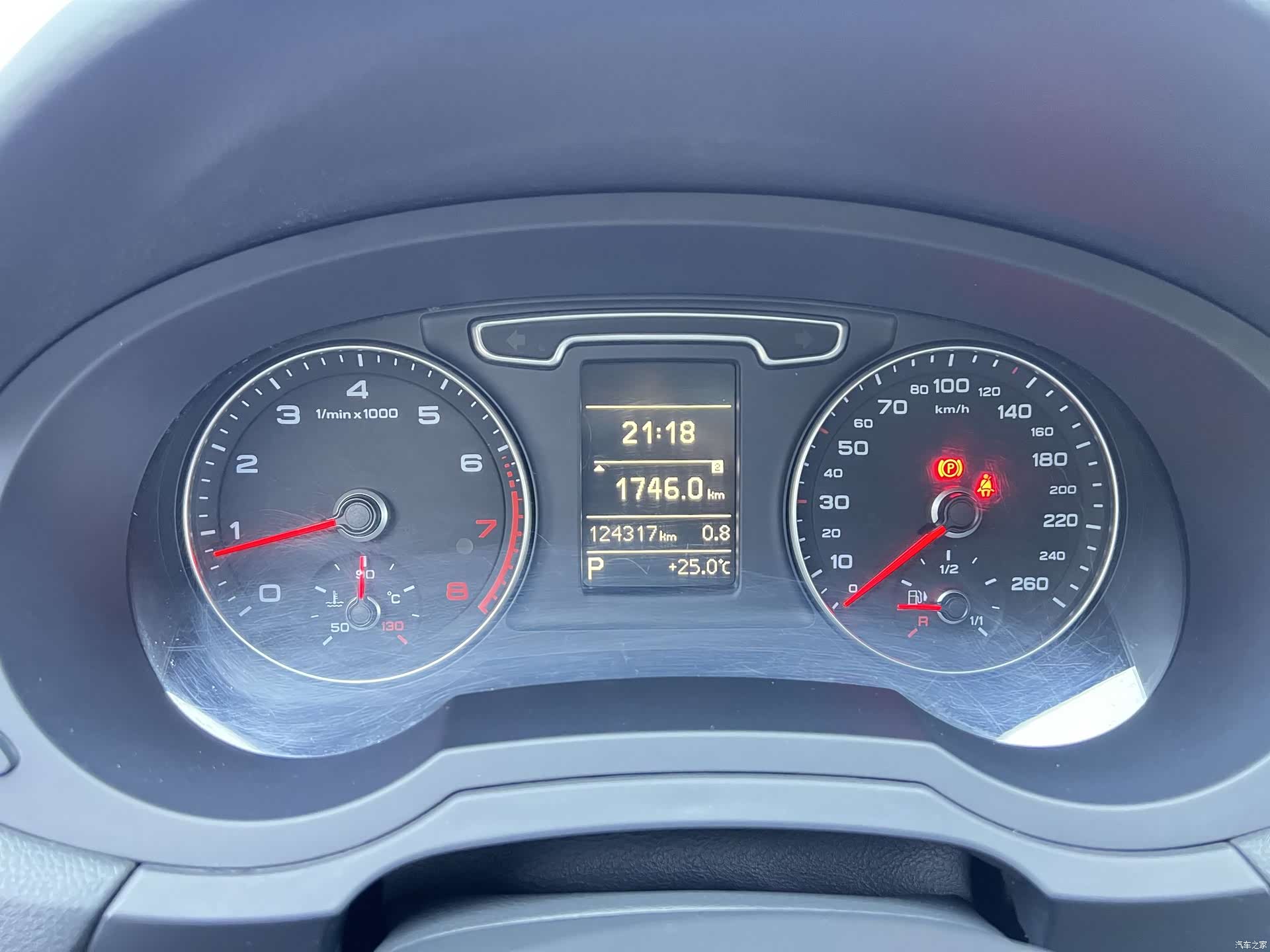 Audi Q3, 2014 25