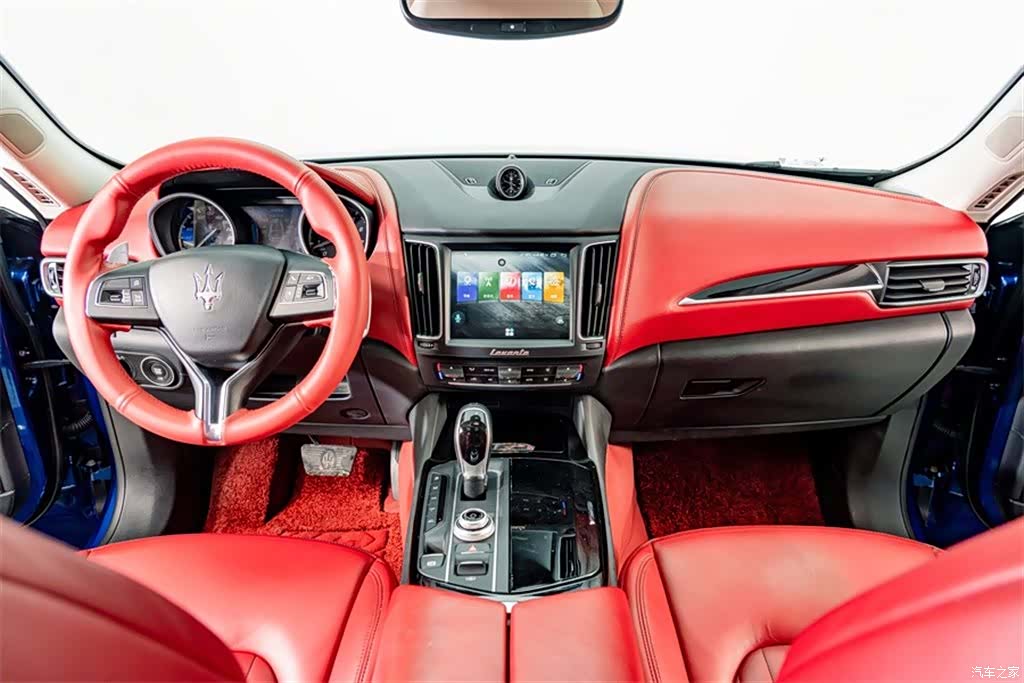 Maserati Levante, 2017 12