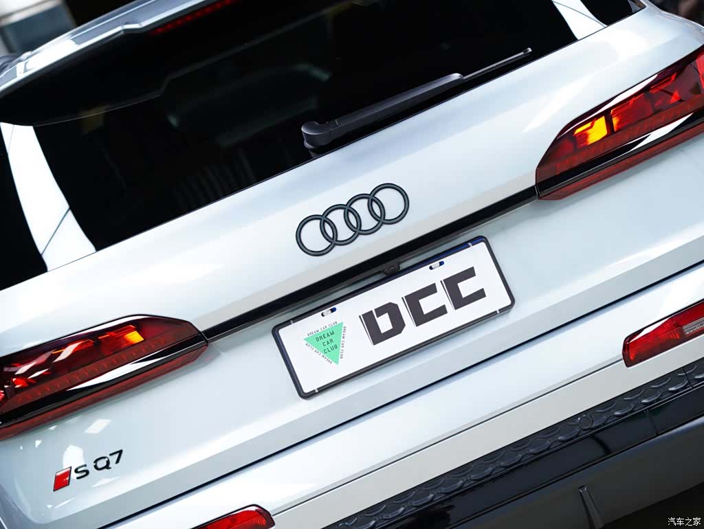 Audi Q7, 2024 9