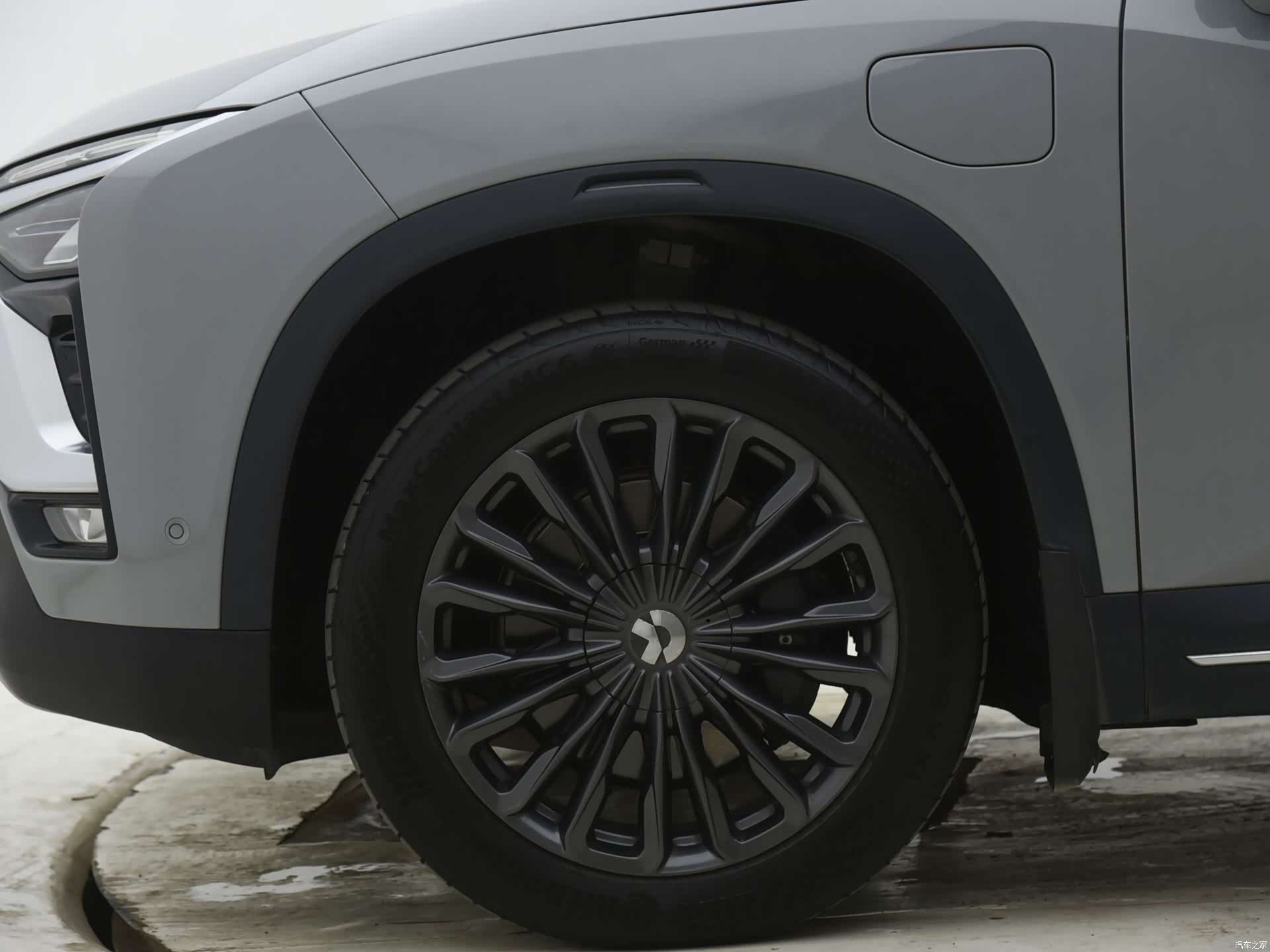 NIO ES8, 2019 7