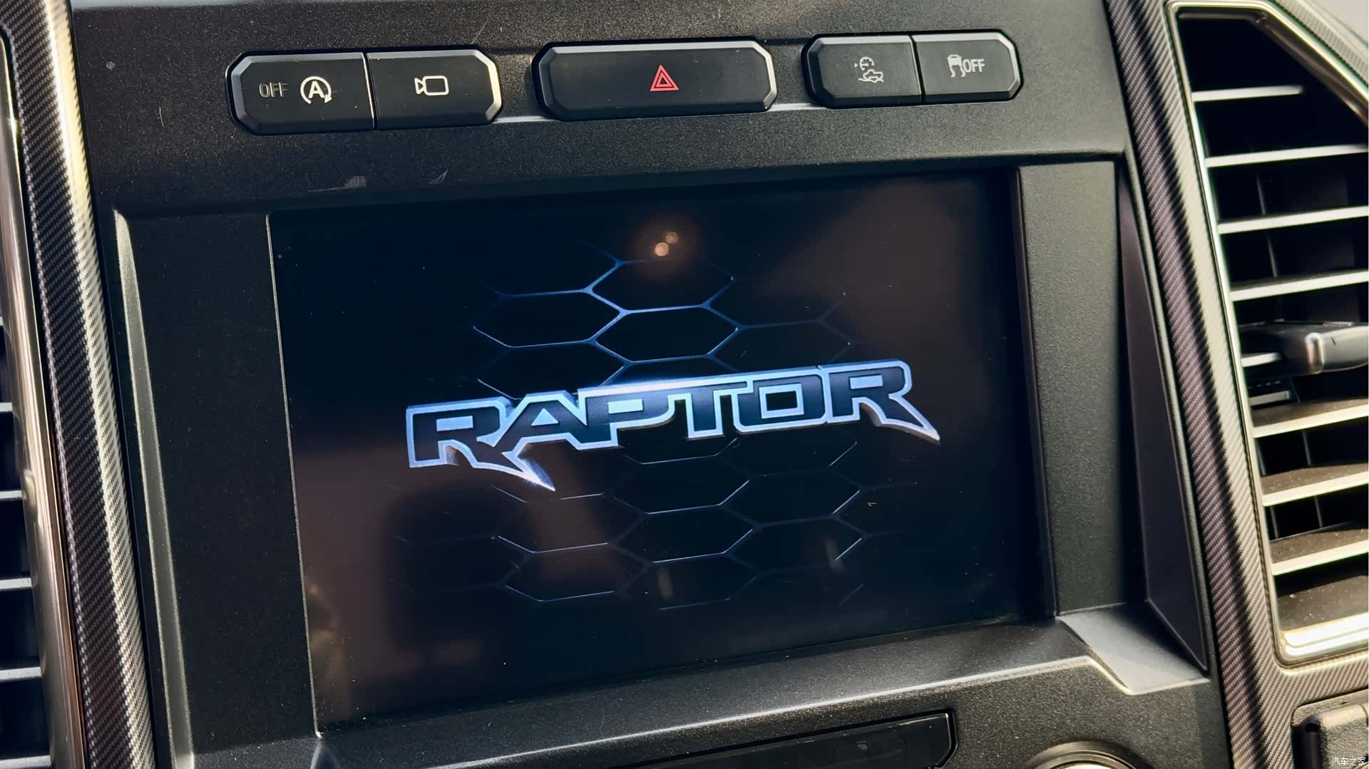Ford F-150, 2019 10