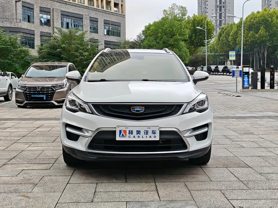 Geely Emgrand GS