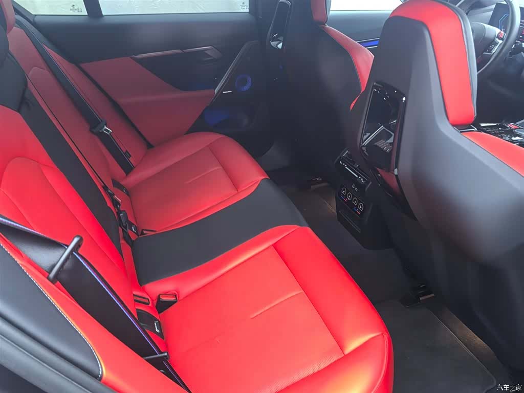 BMW M5, 1900 10