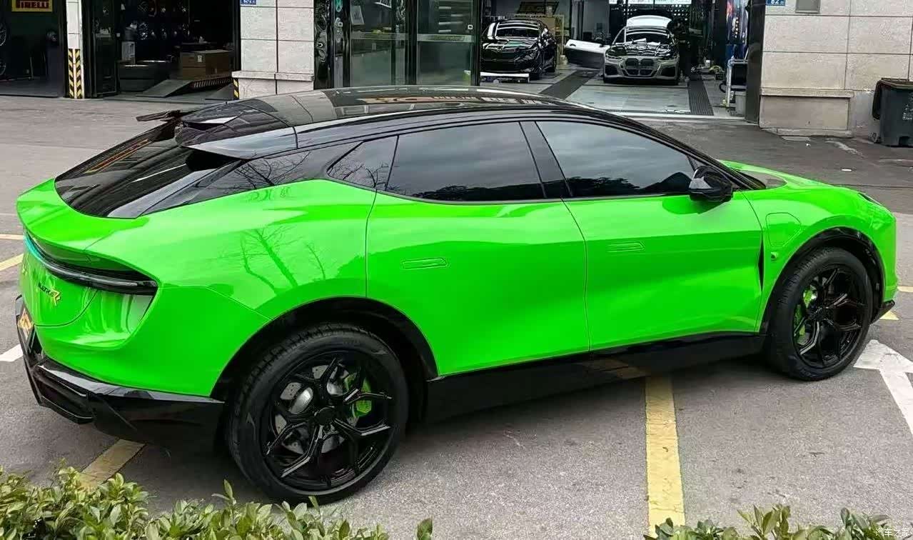 Lotus ELETRE, 2025 9