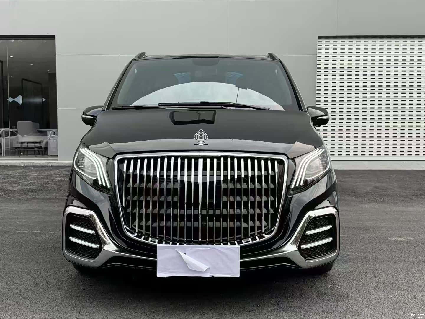 Mercedes-Benz 7, 2024 2
