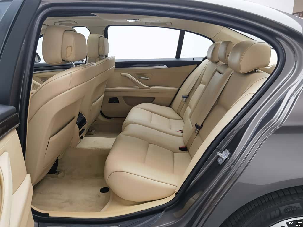 BMW 5 Series, 2013 15