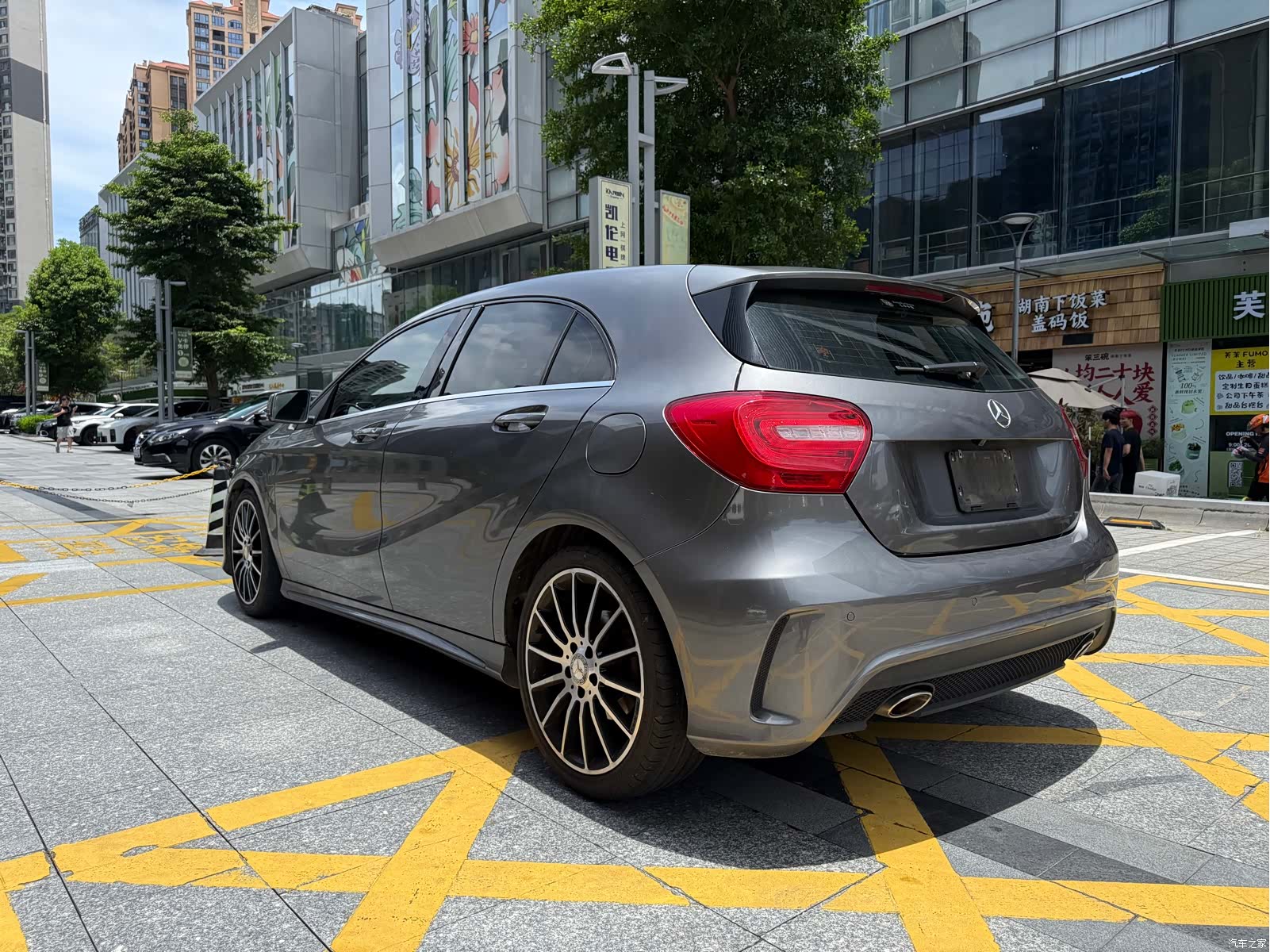Mercedes-Benz A-Class, 2016 9