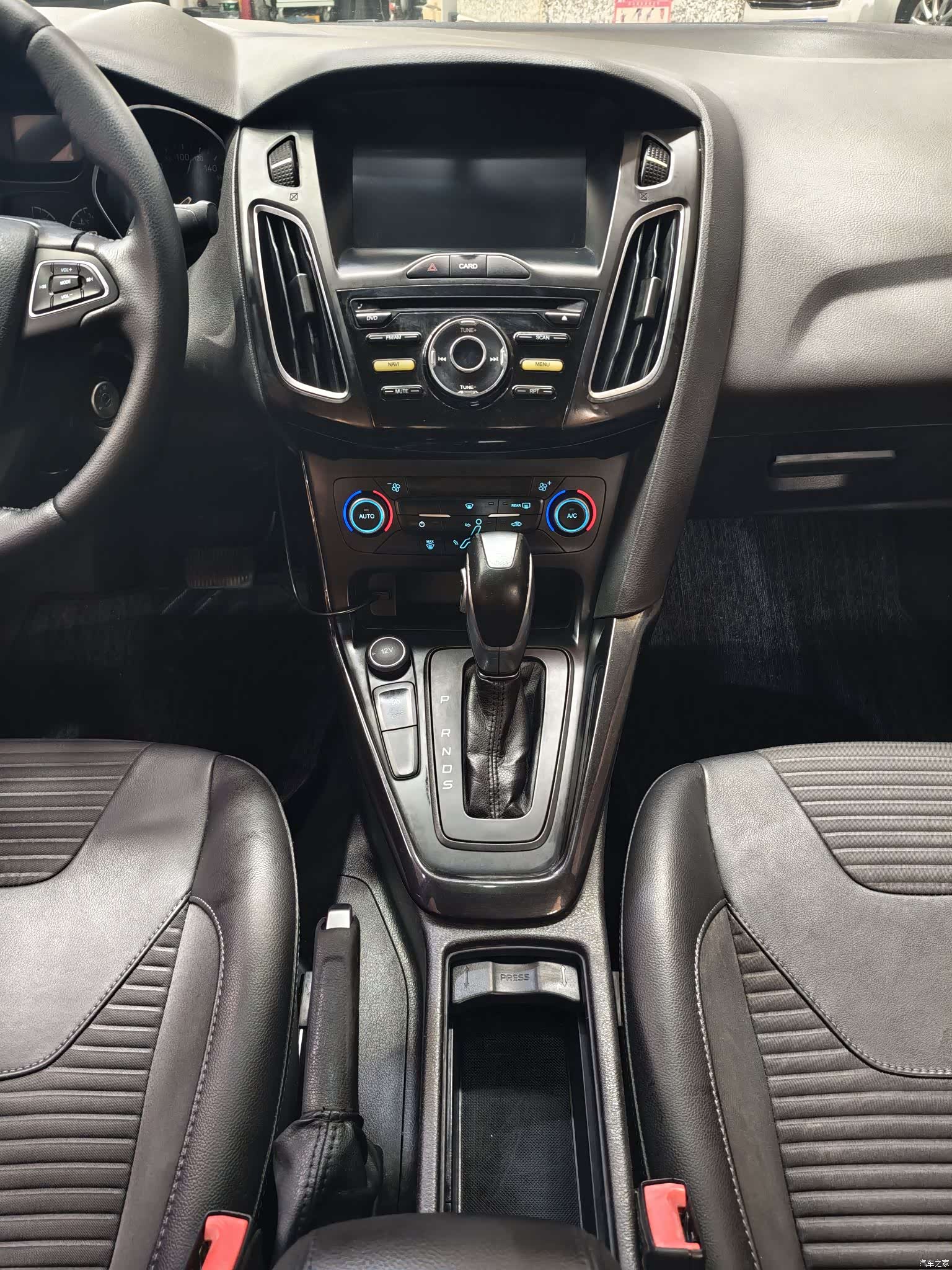 Ford Focus, 2018 13