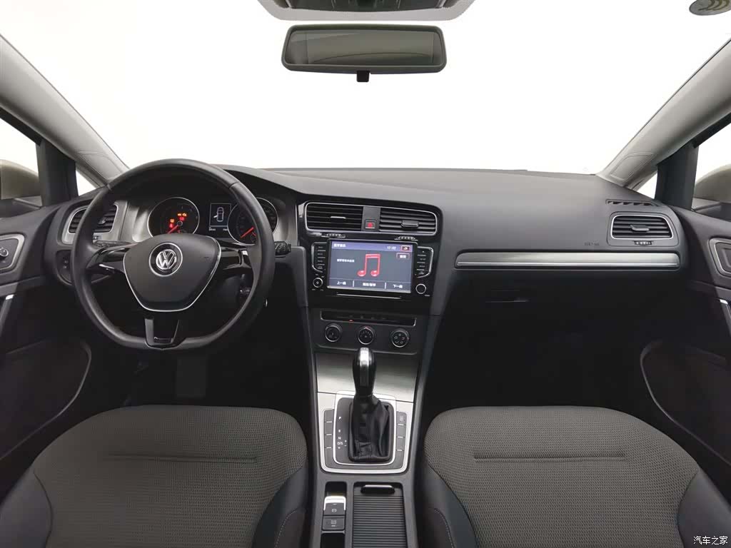 Volkswagen Golf, 2015 все фото