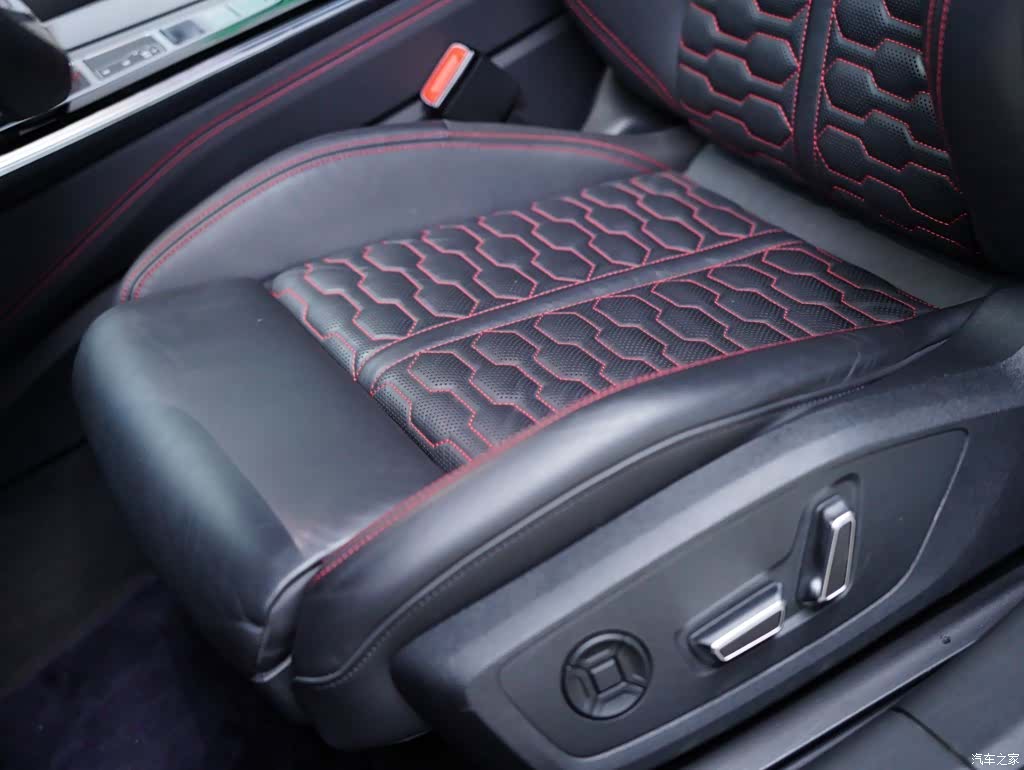 Audi RS, 2024 28