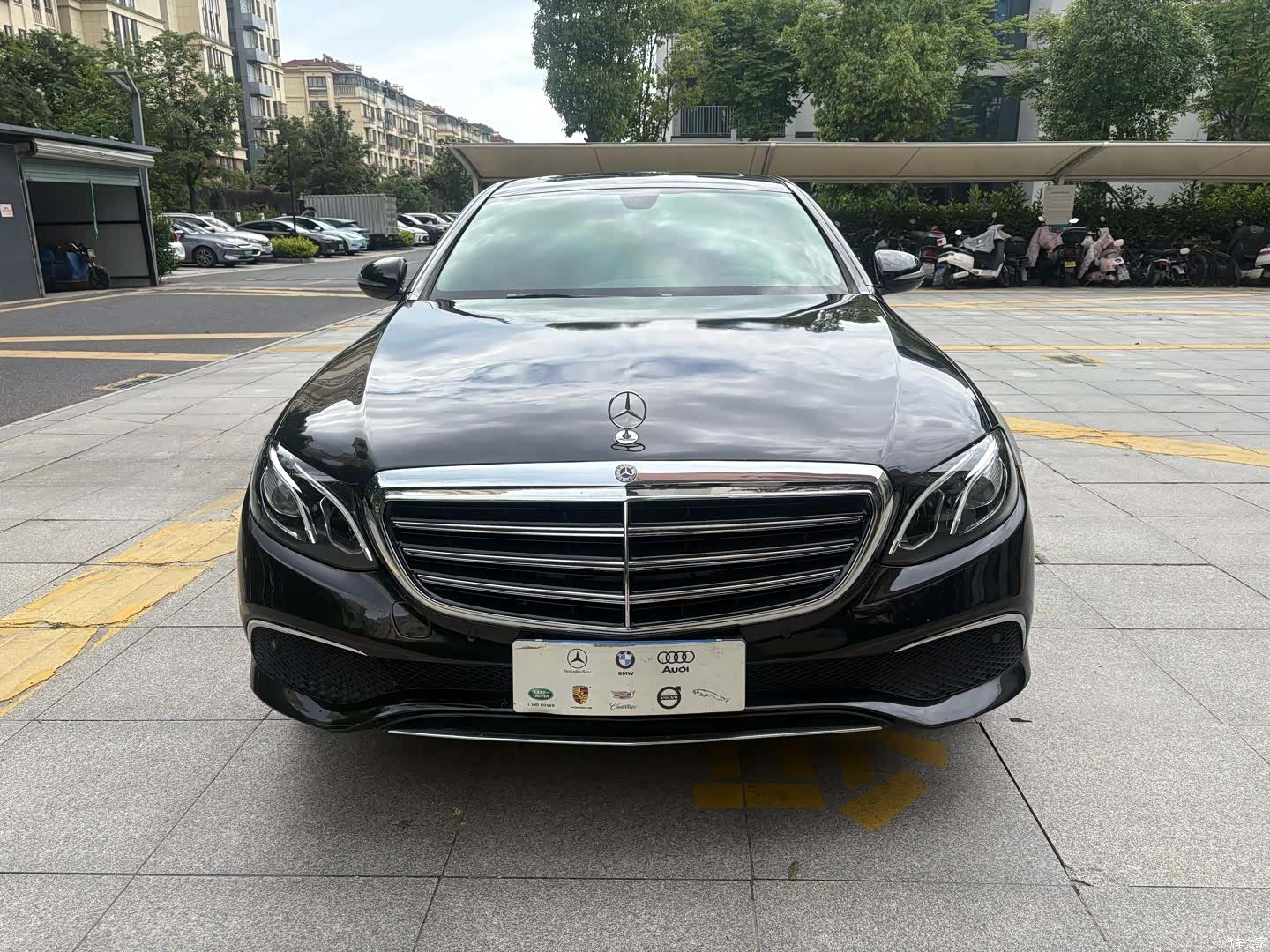 Mercedes-Benz E-Class, 2019 3