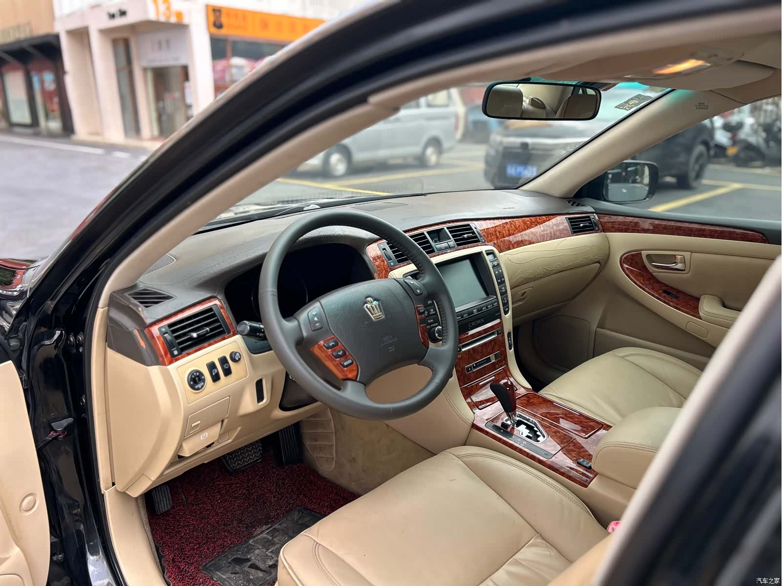 Toyota Crown, 2005 10