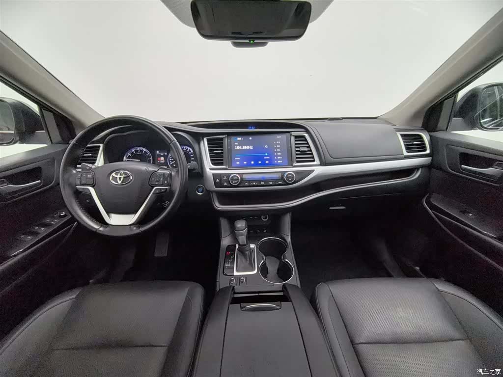 Toyota Highlander, 2021 все фото