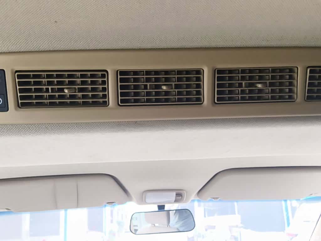 Wuling Hongguang, 2018 18