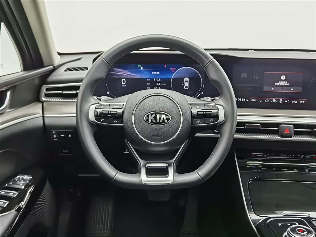 Kia K5, 2021 11