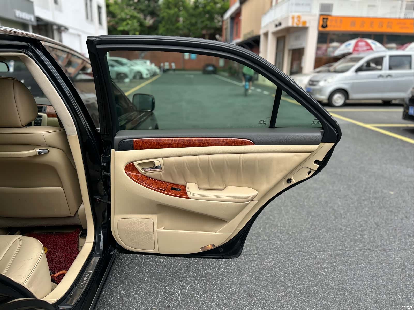 Toyota Crown, 2005 25