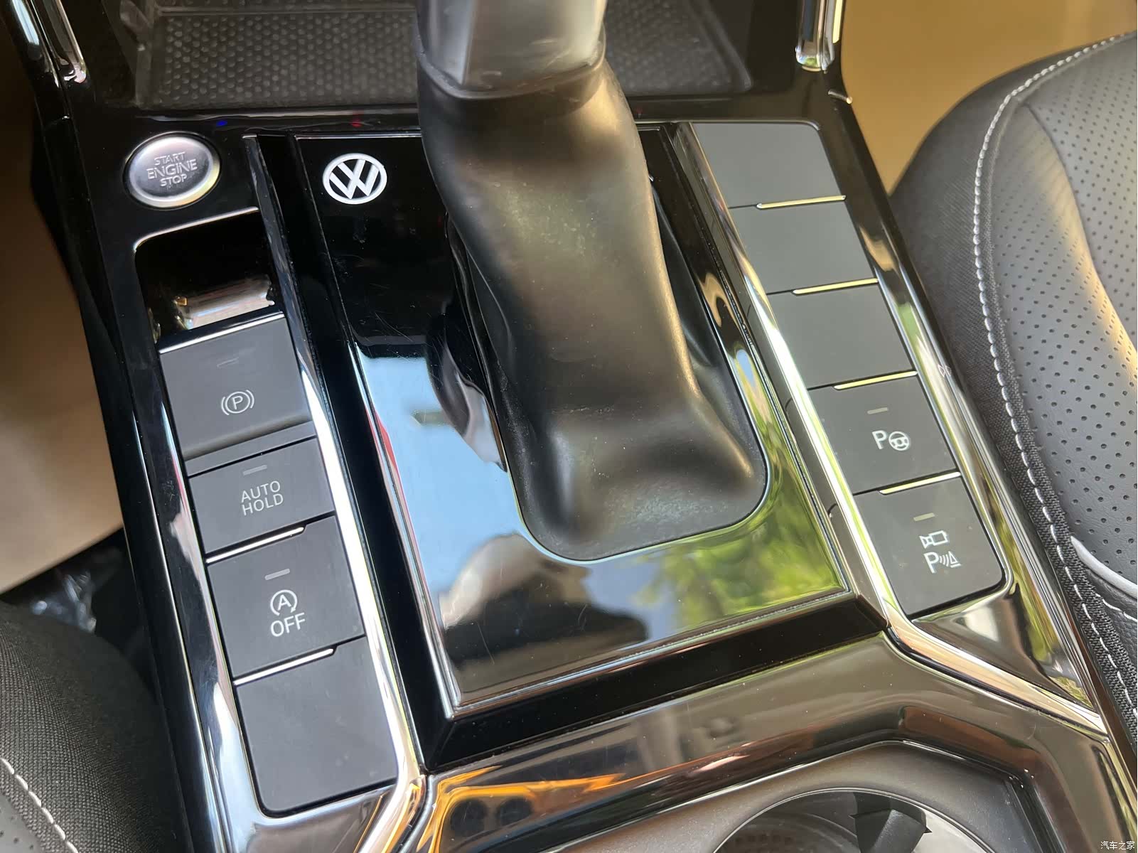 Volkswagen Passat, 2024 все фото