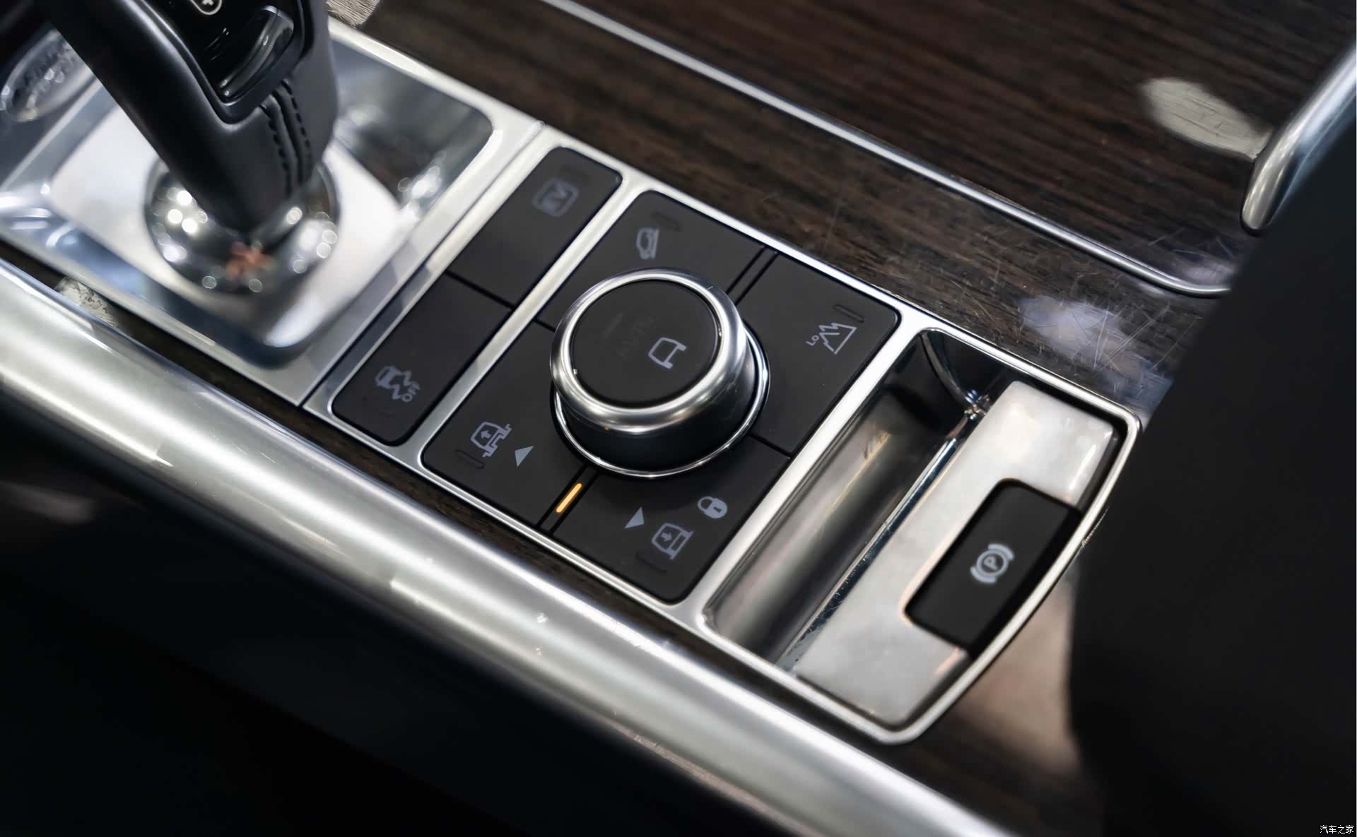 Land Rover Range Rover, 2019 16