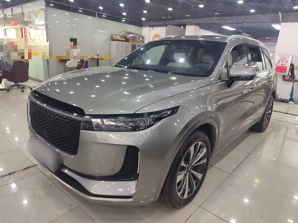 Li Auto ONE