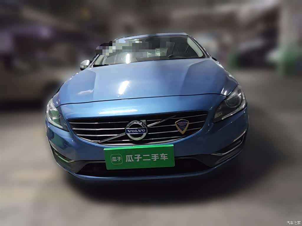 Volvo V60, 2015 24