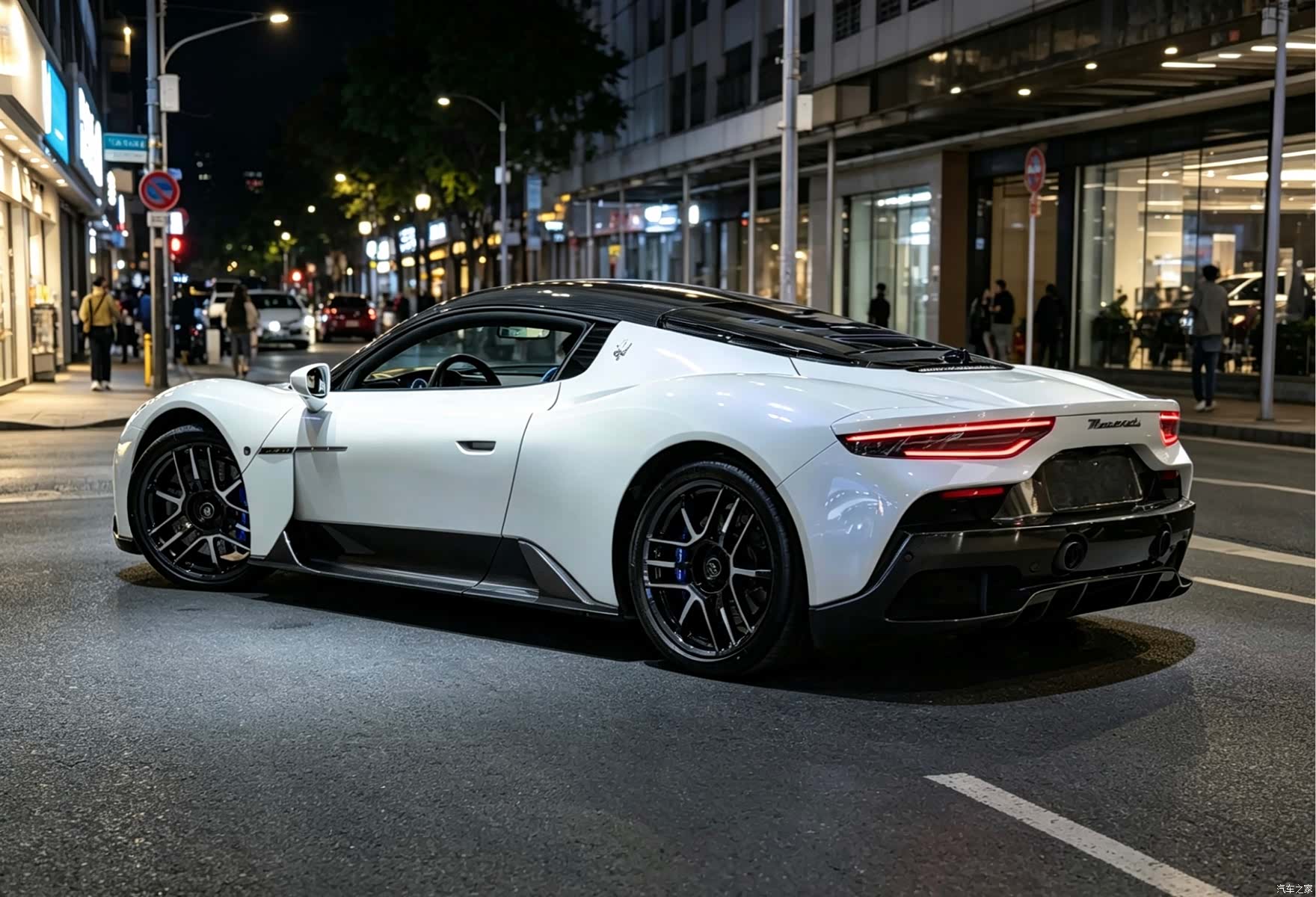 Maserati MC20, 2022 4