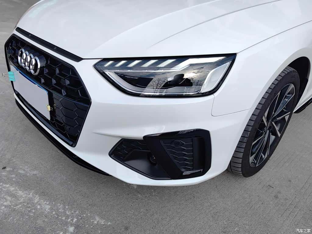 Audi A4L, 2023 4