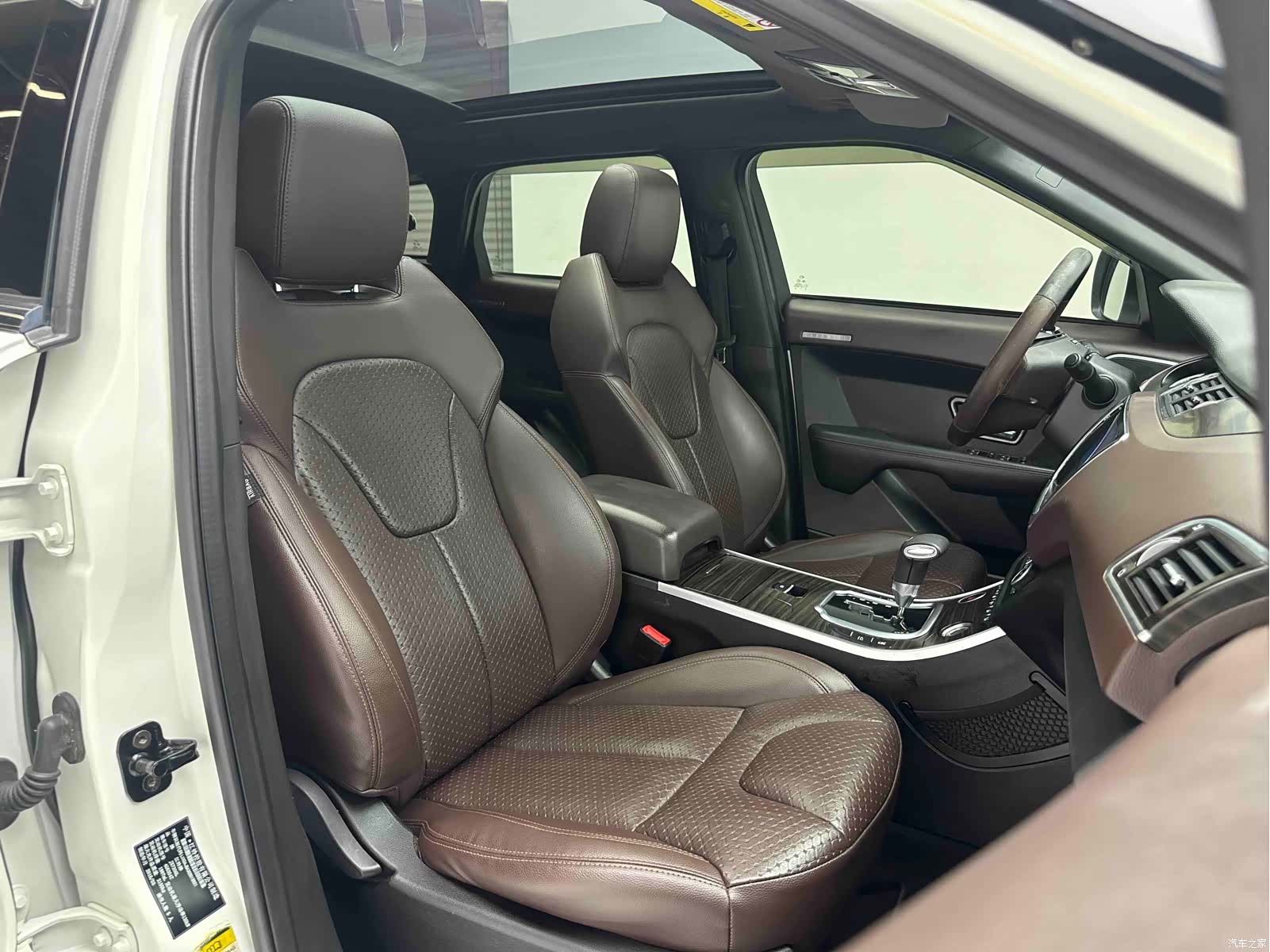 Landwind X7, 2016 16