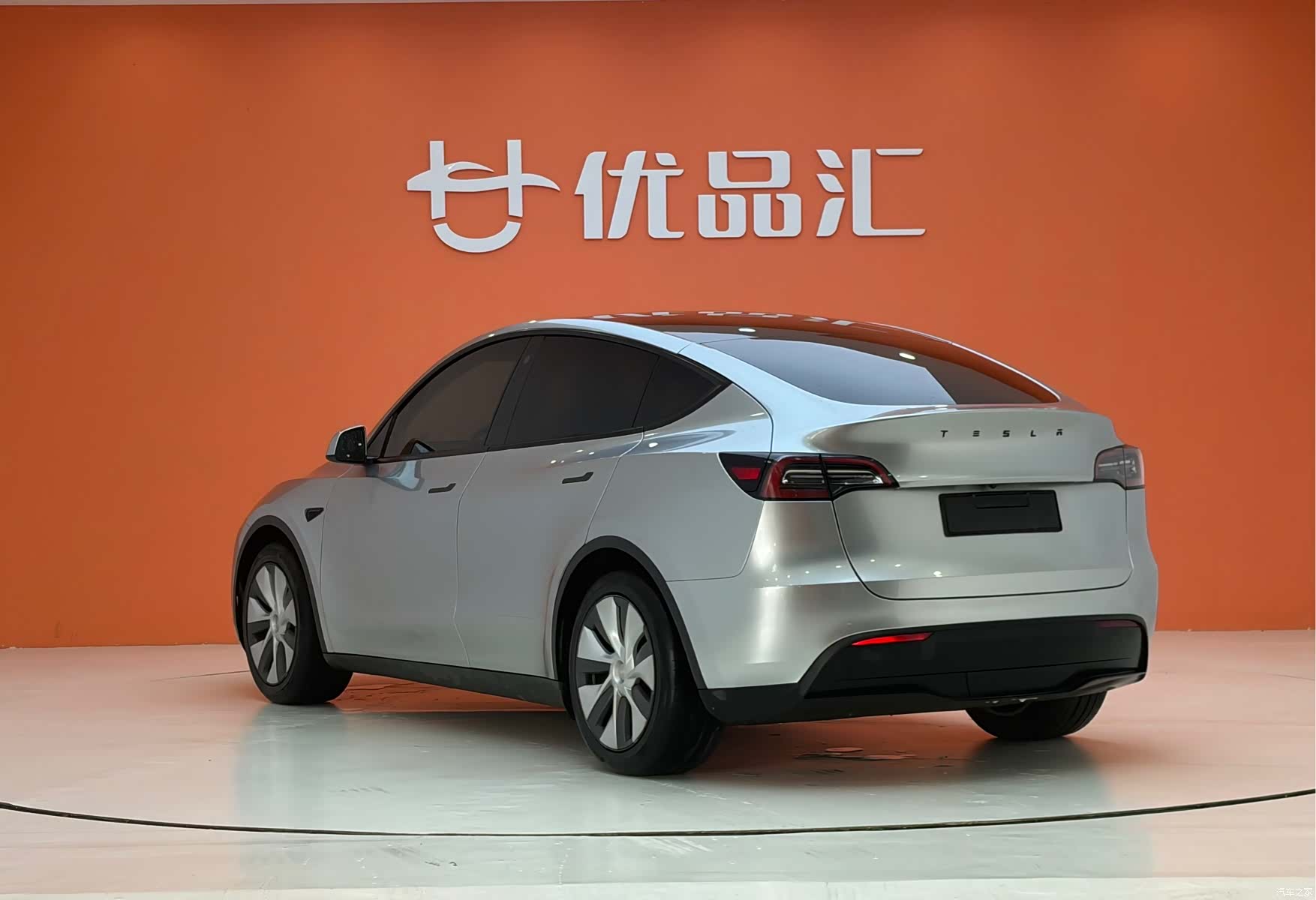 Tesla Model Y, 2021 8