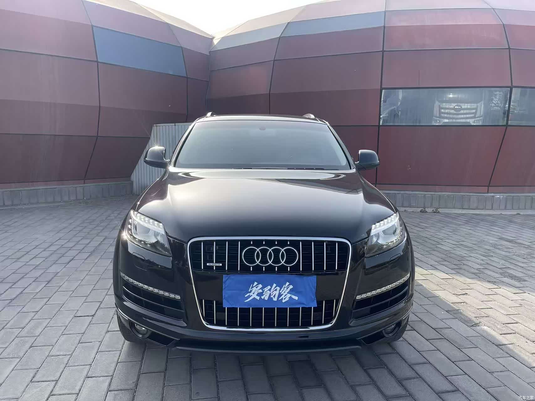 Audi Q7, 2011 2