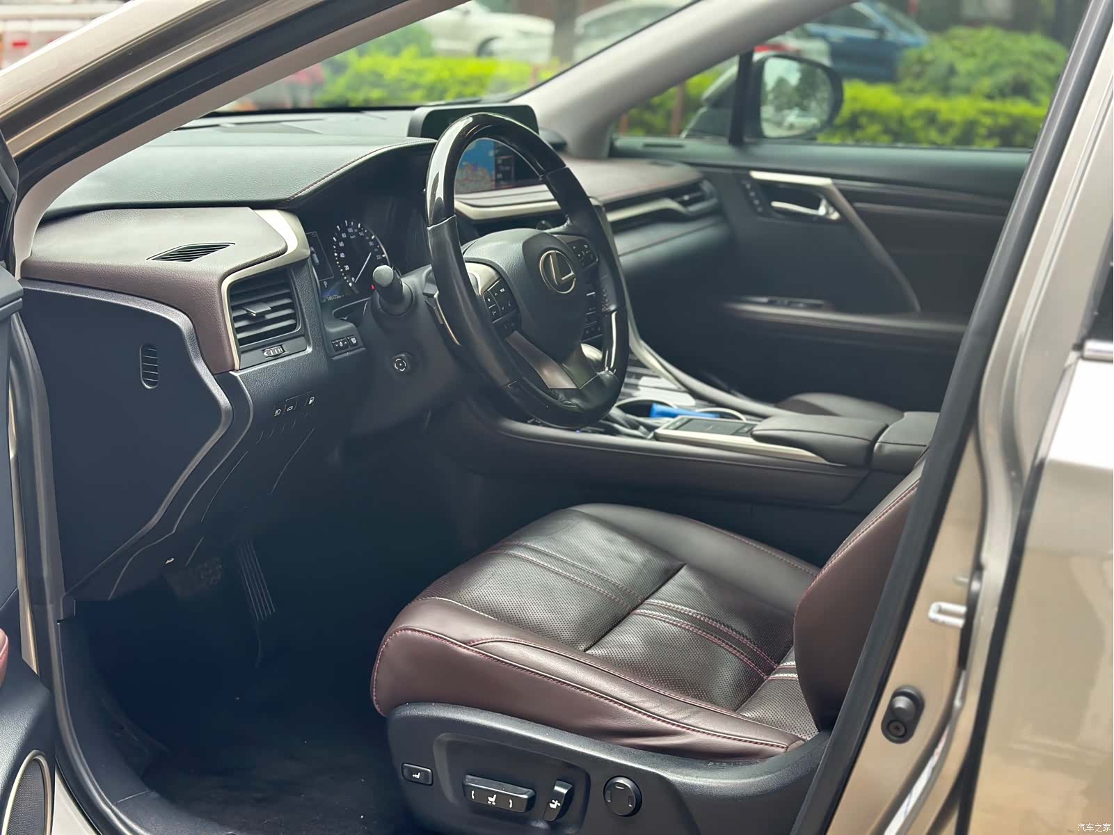 Lexus RX, 2019 7