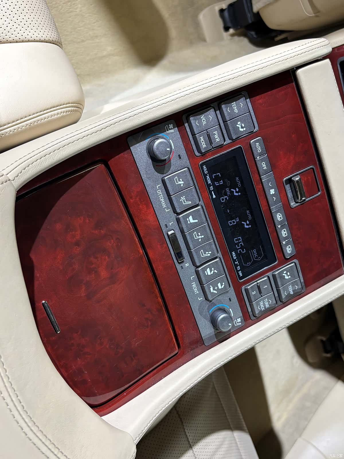 Lexus LS, 2007 19