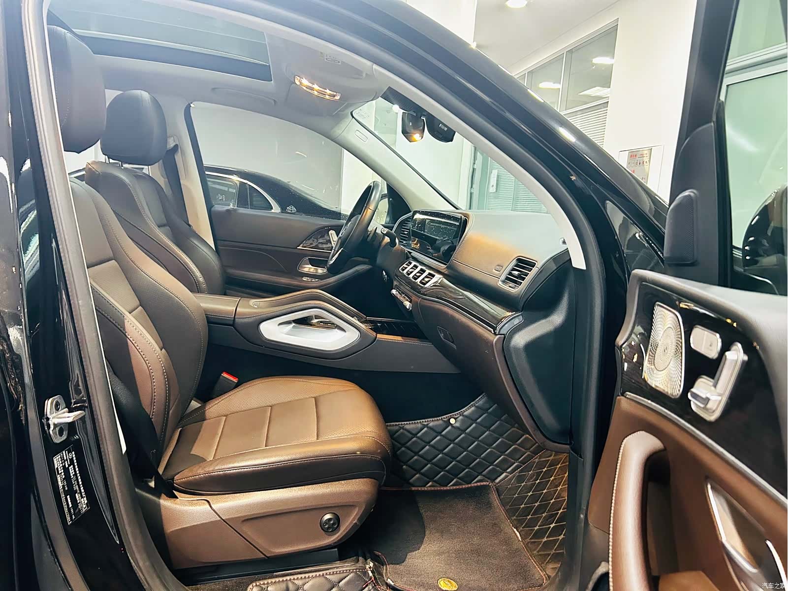 Mercedes-Benz GLE, 2022 13