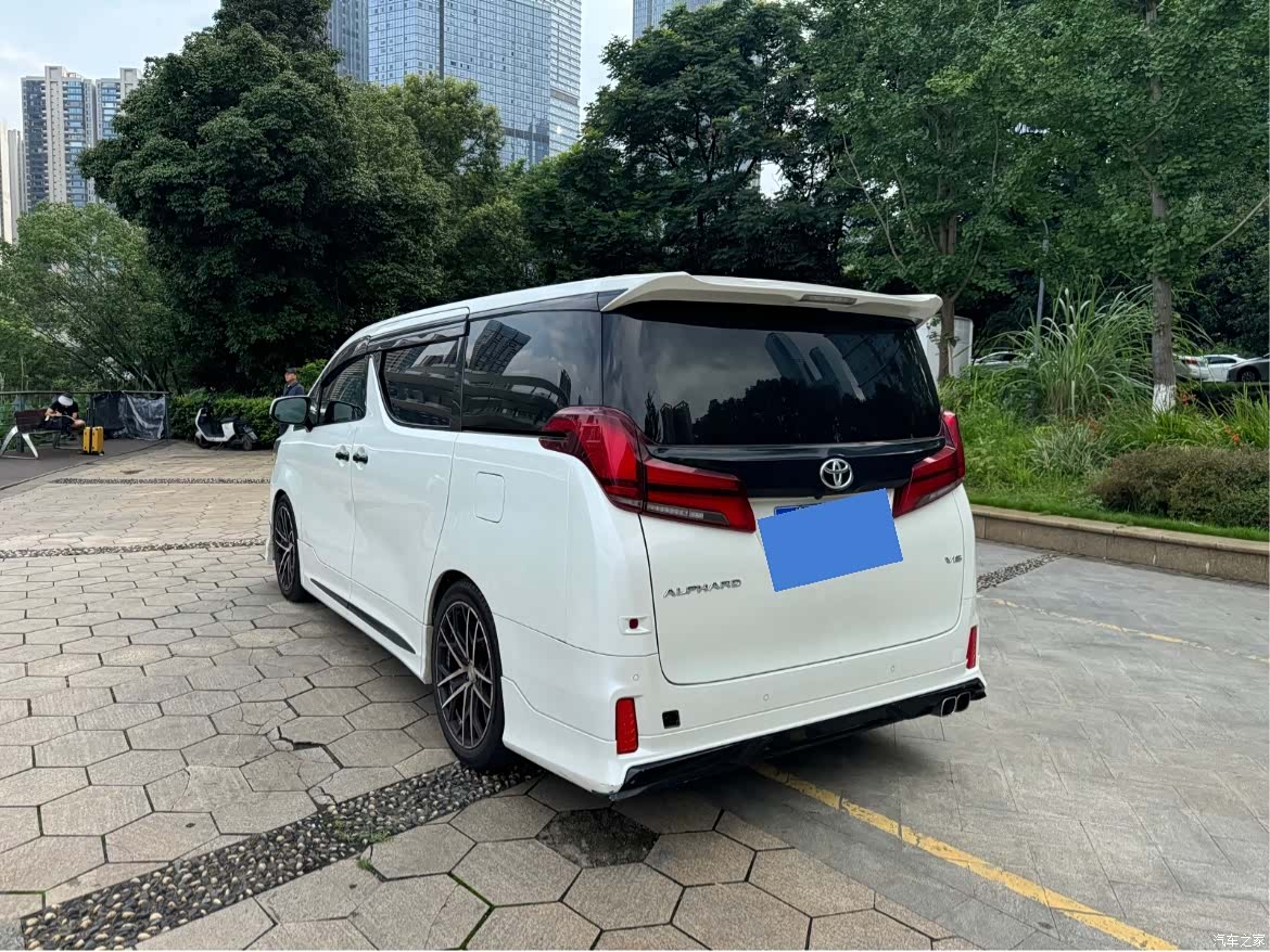 Toyota Alphard, 2019 6