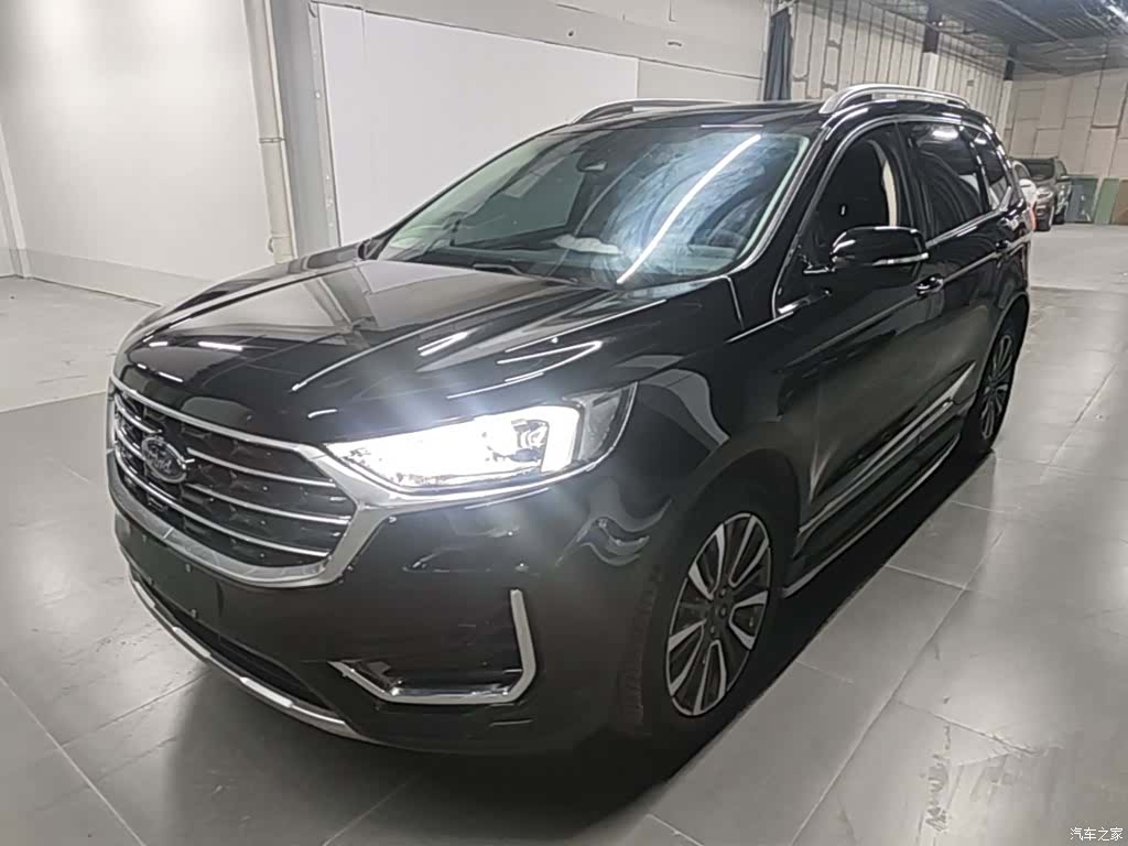 Ford Edge, 2023 1