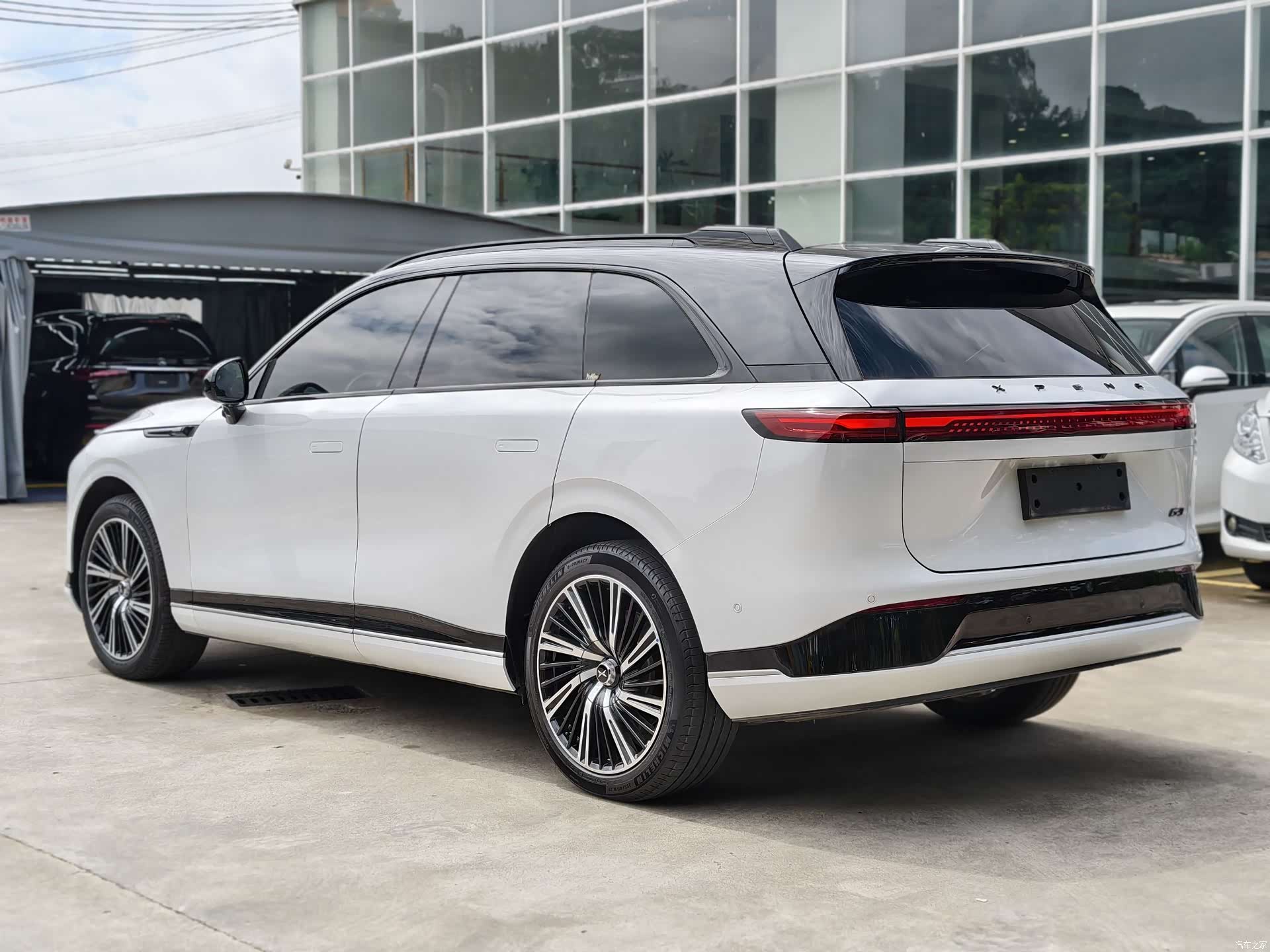 Xpeng G9, 2023 4