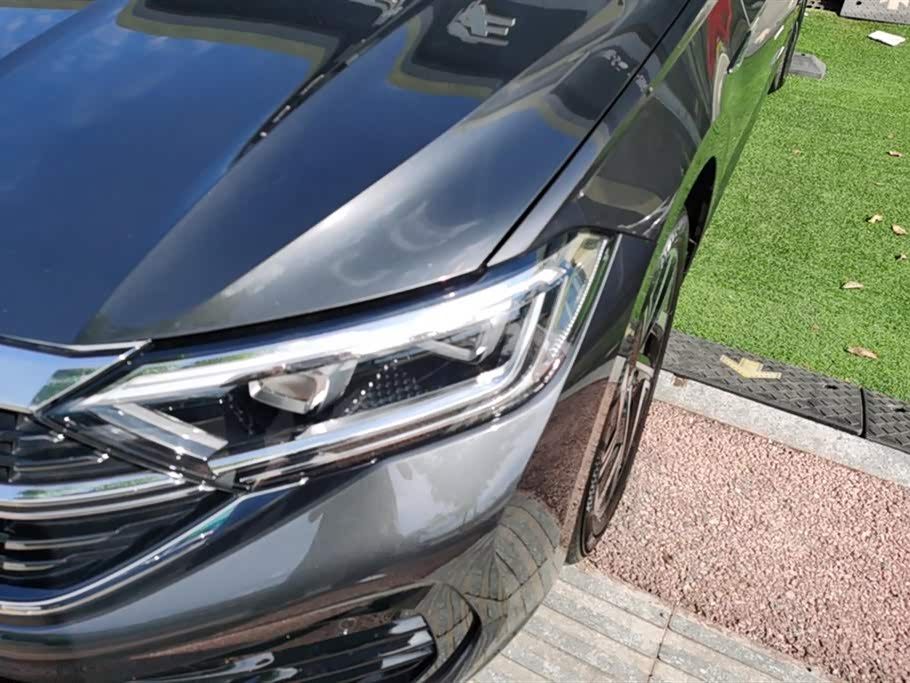 Volkswagen Sagitar Volkswagen Sagitar